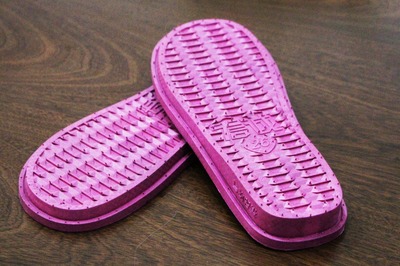 【2014pvc紫色小頭吹氣底棉靴底雪地靴底棉拖鞋底】?jī)r(jià)格,廠家,圖片,鞋材、鞋件加工,慈溪市橋頭佳誠(chéng)鞋底廠-